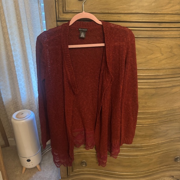 New Directions Maroon Open Front Lace Cardigan- M - Picture 11 of 11
